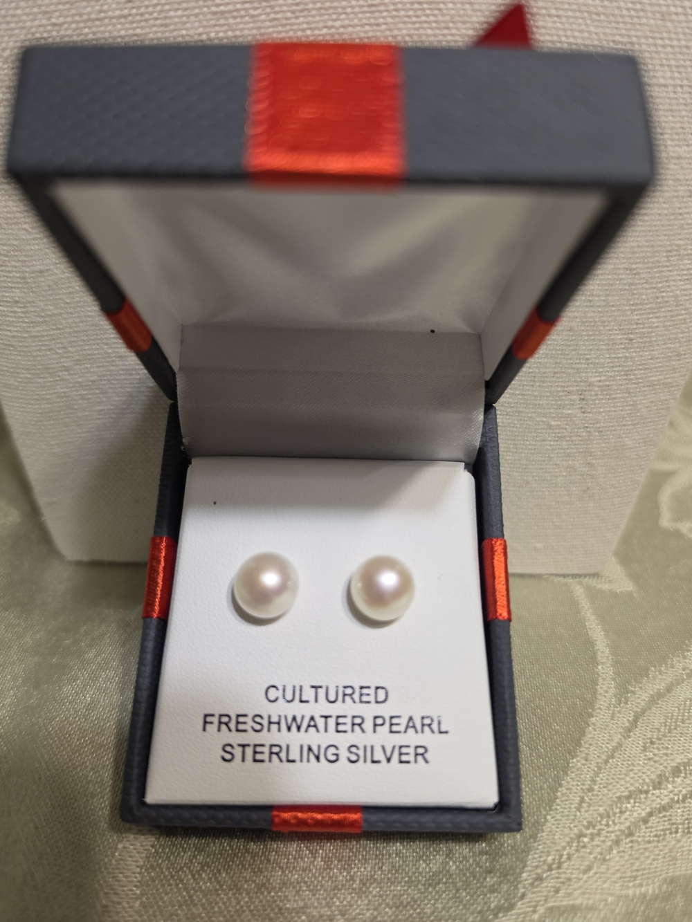 #1294 Cultured Freshwater Pearl Sterling Silver Stud Earrings - White